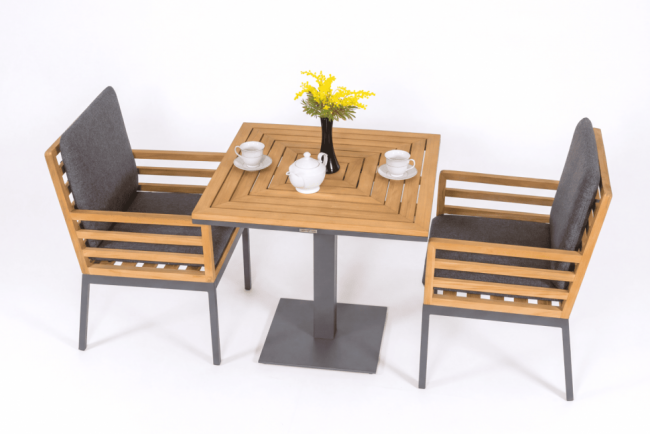 Стол обеденный EGMONT из тика 80x80