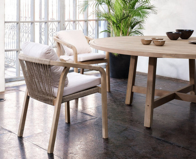 Стол круглый из акации RIMINI 180 см Joygarden Стол круглый из акации RIMINI 180 см Joygarden